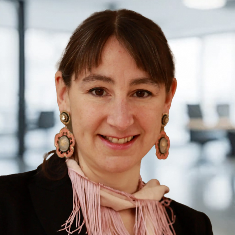 Dra. Andrea Dezerega Directora Comit&eacute; Cient&iacute;fico